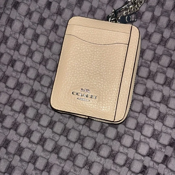 Coach Zip Card Case - Picture 2 of 6